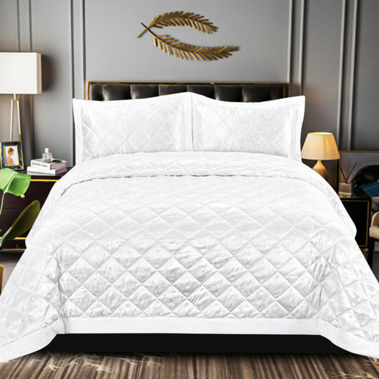 Fairmont Park White Modern & Contemporary Bedspread Wayfair.co.uk